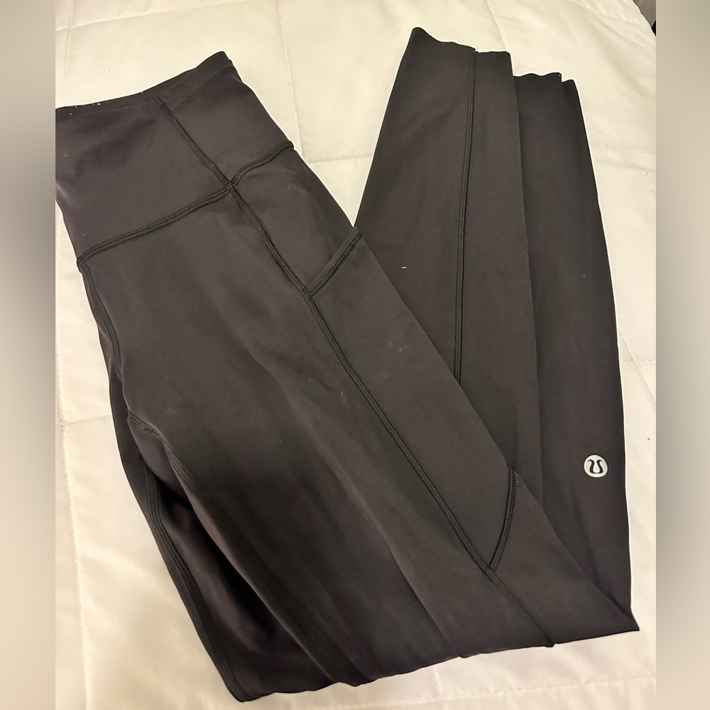 Black 25” length Lululemon leggings. Fast and free style